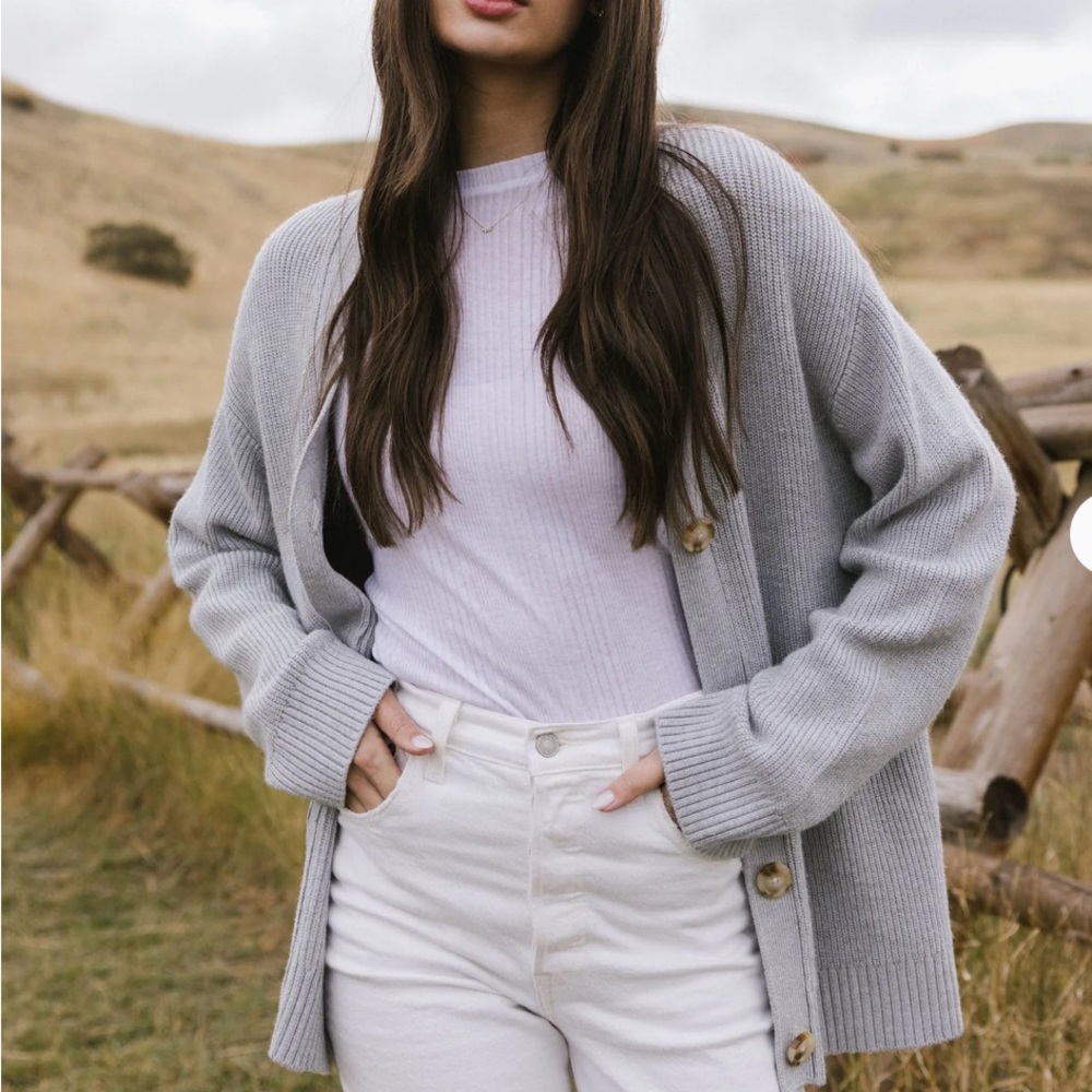 Cozy Earth Oversized Classic Cardigan - light grey, size small